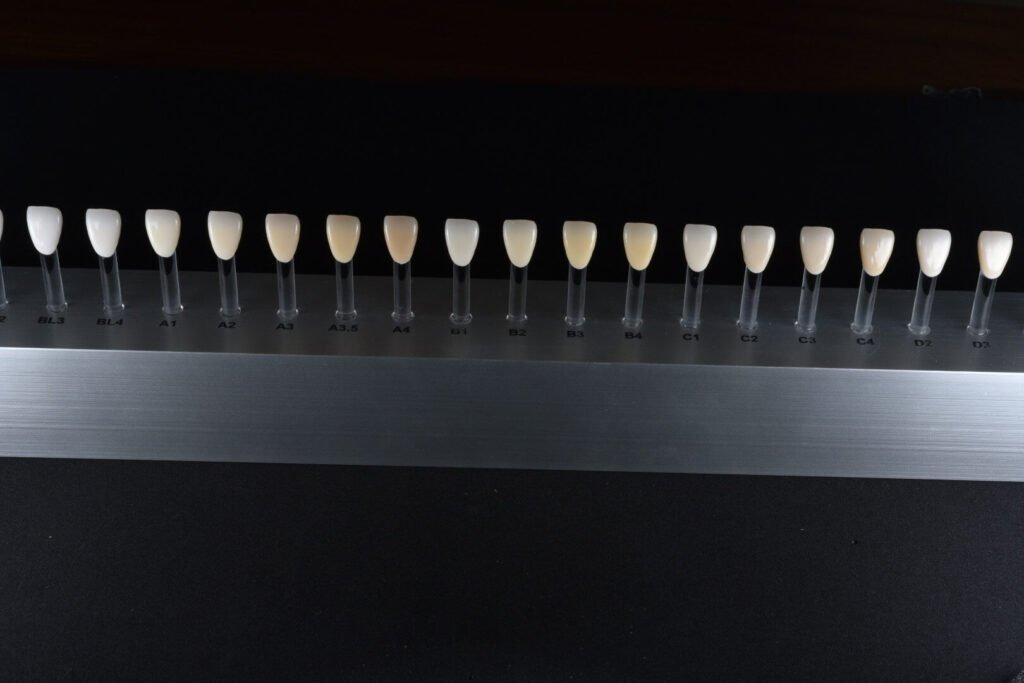 アルミ角パイプ+穴あけ加工